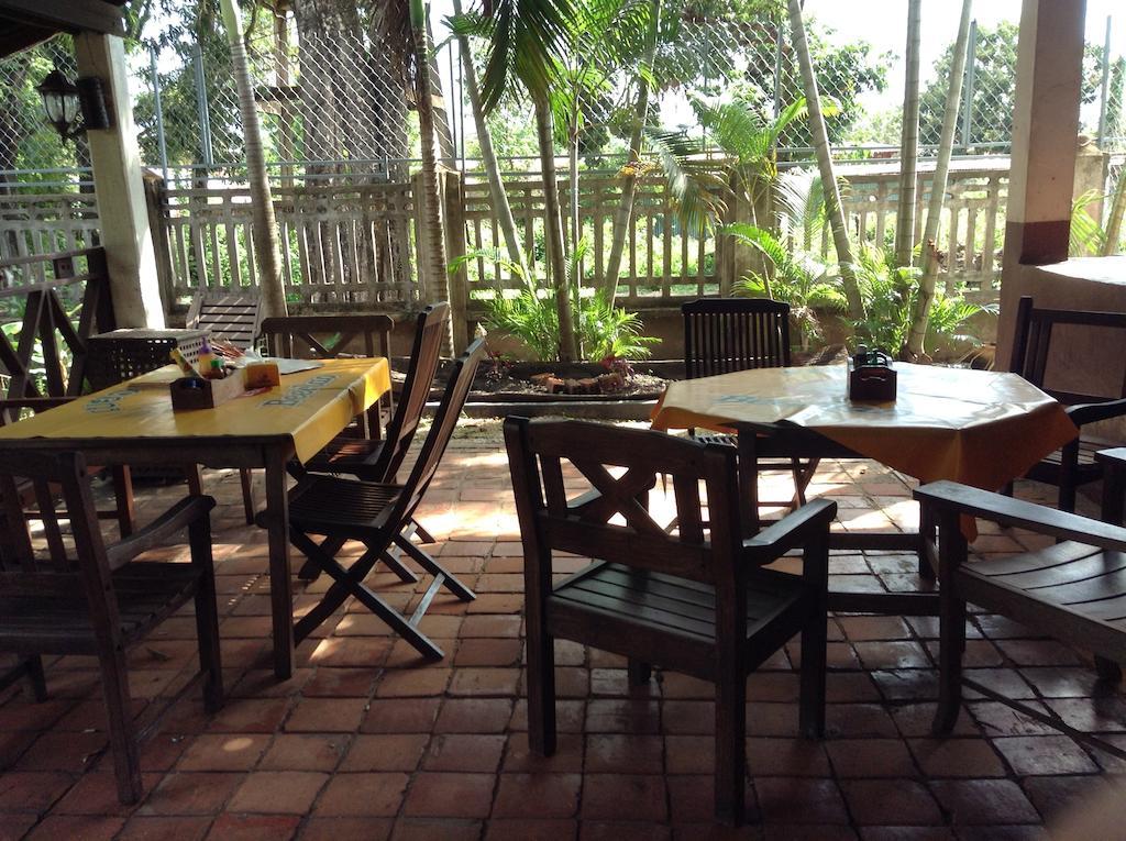 Thakhek Travel Lodge Екстериор снимка