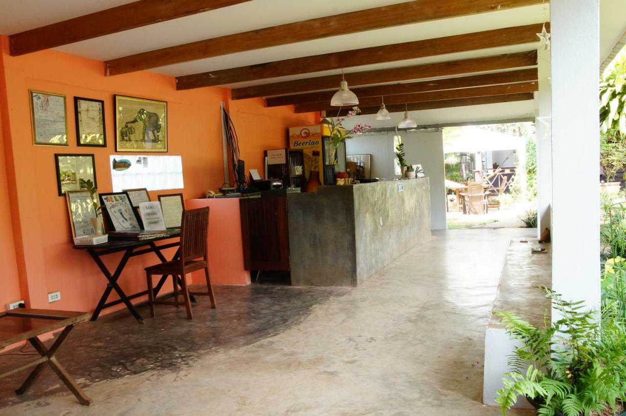 Thakhek Travel Lodge Екстериор снимка